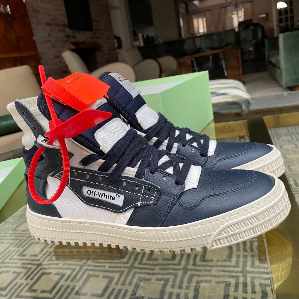 OFF-White Off Court tumbled blue sneaker